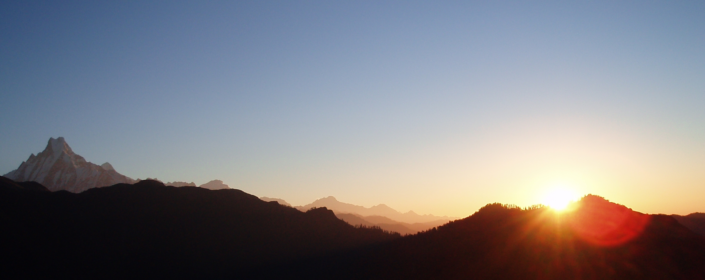 lever-soleil-machhapuchhere-poon-hill-nepal